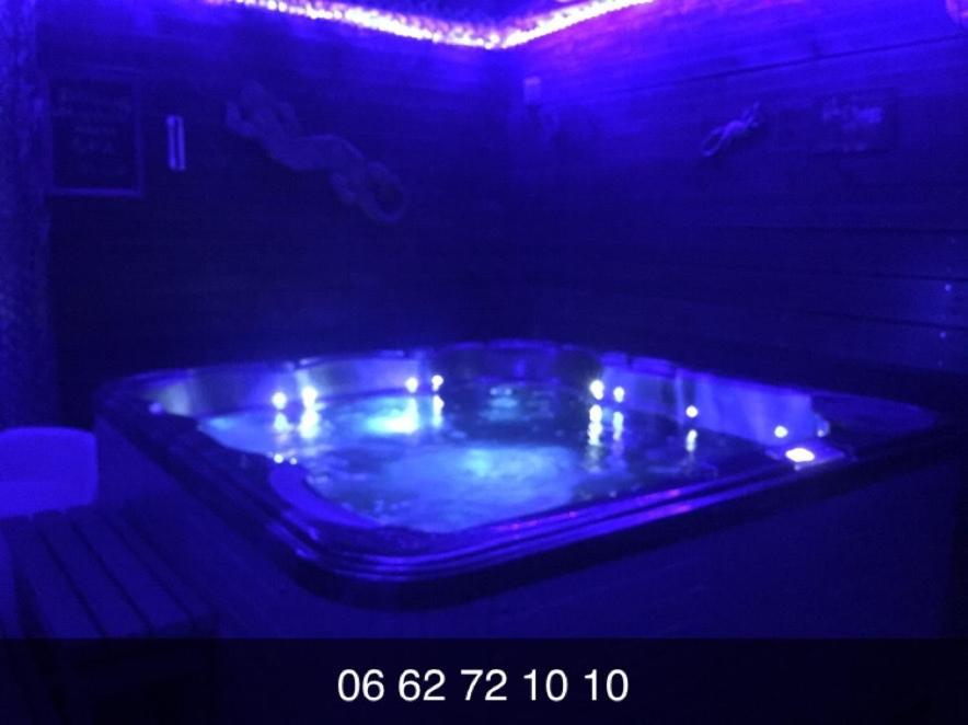 Séjour avec SPA **** sous le soleil ou sous les étoiles Vauvert Extérieur photo